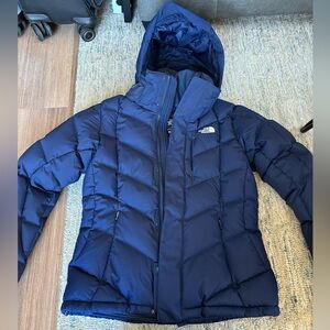 The North Face Women's Navy Ski Jacket Puffer goose down